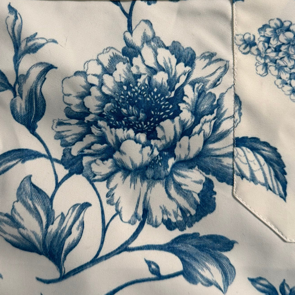 The Winter Blue Floral Apron - CLASSIC ADJUSTABLE NECK STRAP