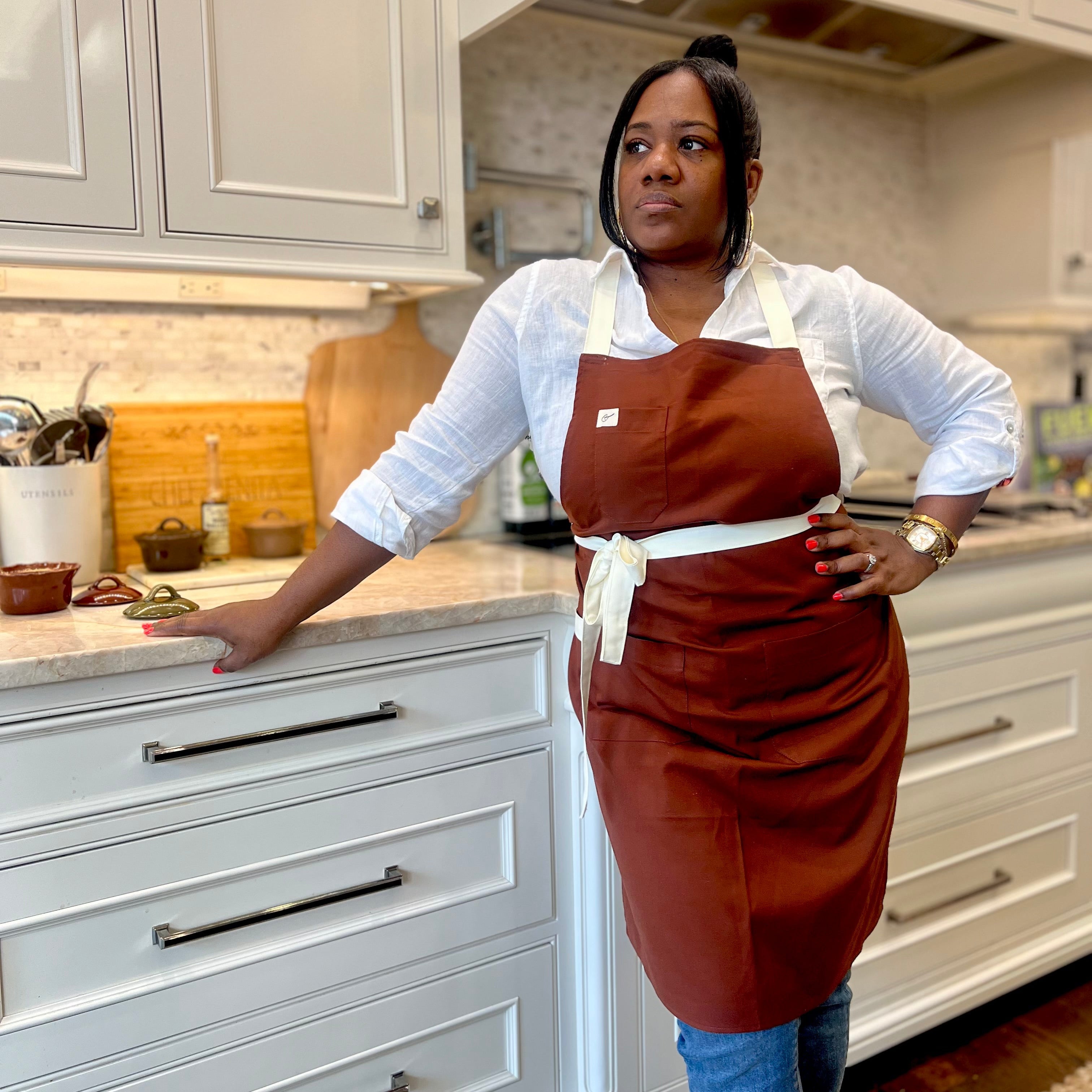 Brown & Cream Apron - CLASSIC ADJUSTABLE NECK STRAP