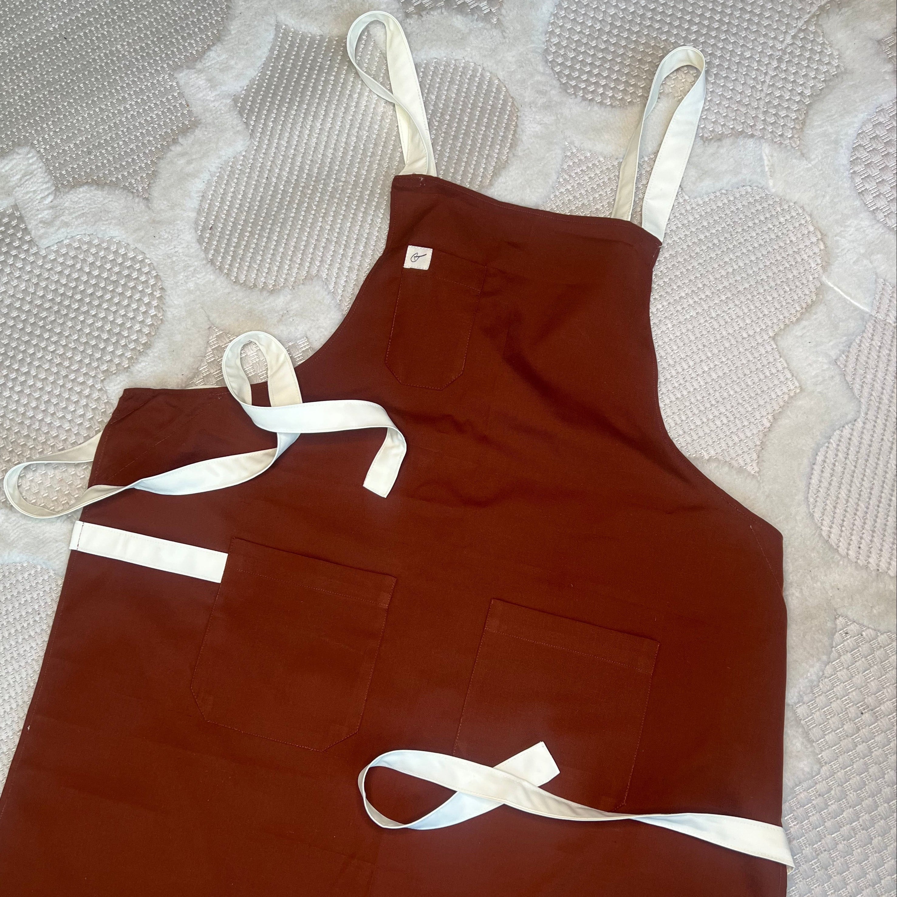 Brown & Cream Apron - CLASSIC ADJUSTABLE NECK STRAP